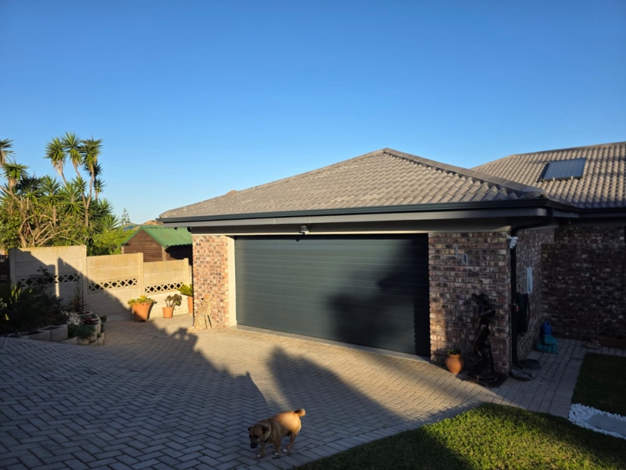 3 Bedroom Property for Sale in Dana Bay Western Cape